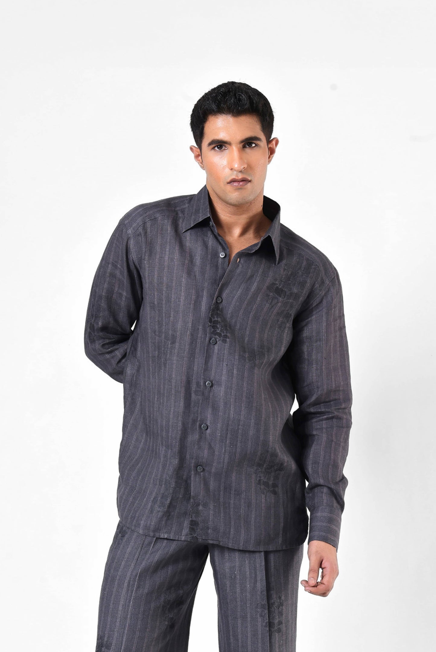 Charcoal Etch Shirt Set in Linen